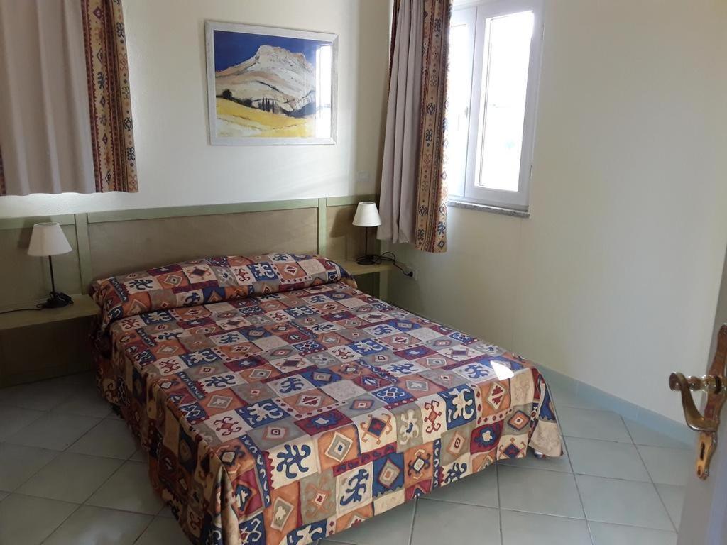 Apartamento Rocciarossa Isola Rossa Exterior foto